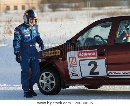 Moscou, Russie - 23 février : Pilote automobile Firdaus Kabirov pendant le 21e traditionnel « course Stars »