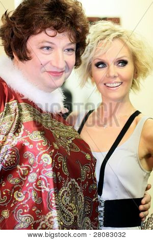 มอสโก - 18 เมษายน: Yuri Galtsev นักแสดงและนักร้อง Valeria ปฐมทัศน์ kompozitor Raimonds พอลส์และ po