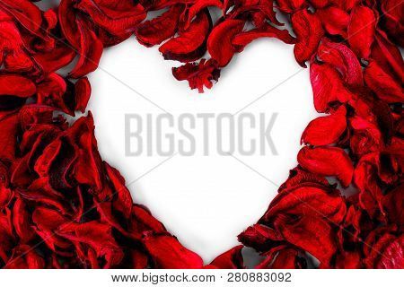 Background, The Composition Of The Petals To The Day Of St. Valentine