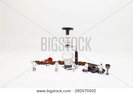 A Figure Cooker With Professional Coffee Maker