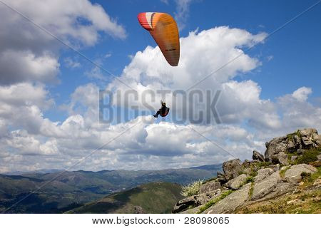 CALDELAS, PORTUGAL - 1. maj: Paragliding Festival Icaro de Caldelas 2010, i nordlige Portugal, 1