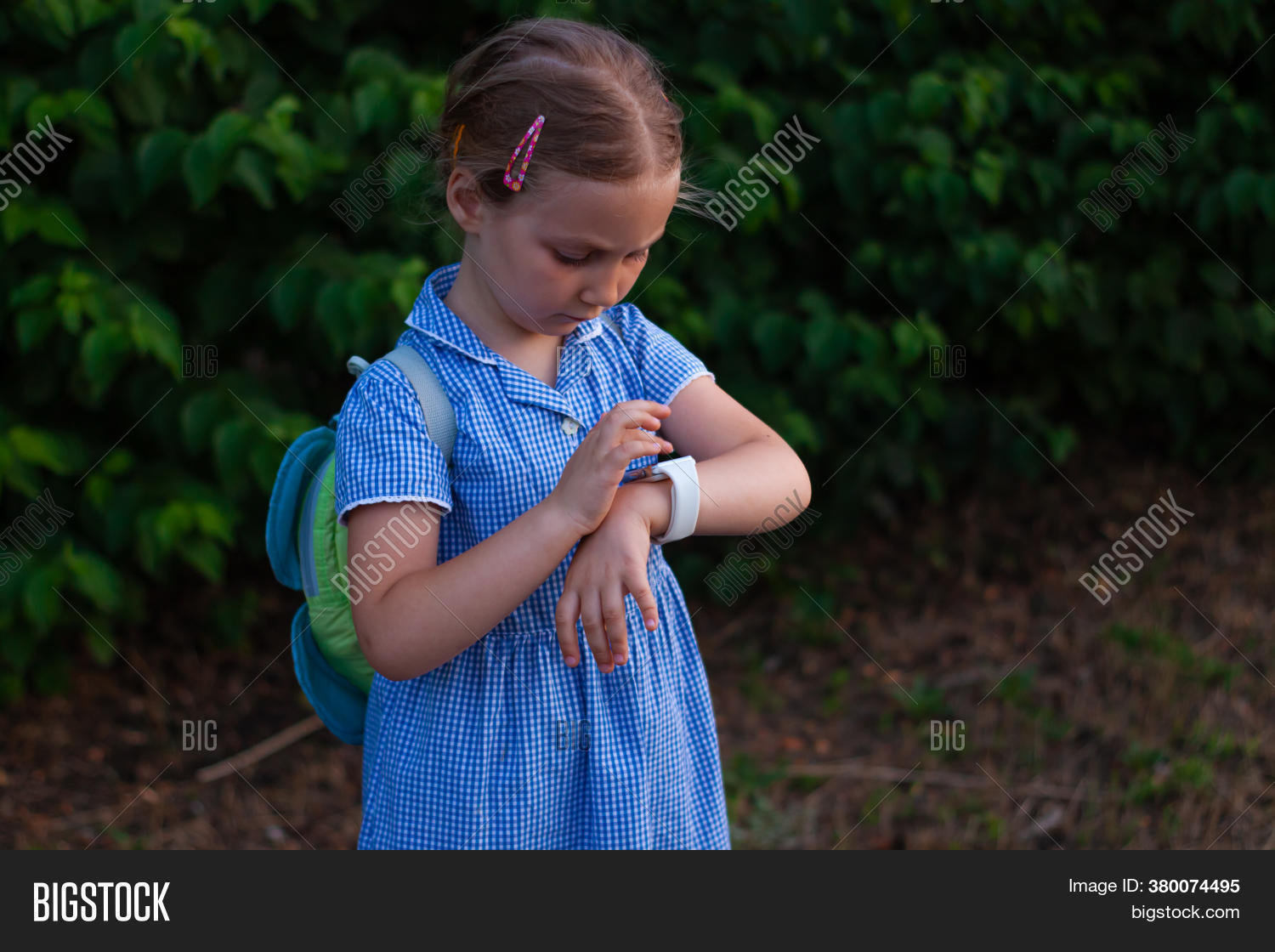 Kid Using Smartwatch Image & Photo (Free Trial) Bigstock