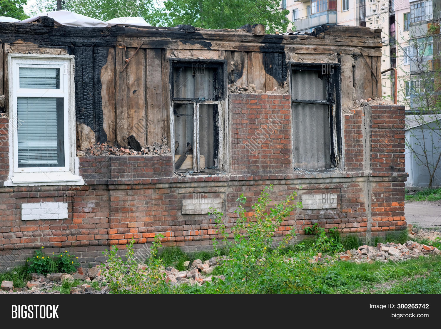 Partially Burned Down Image & Photo (Free Trial) Bigstock