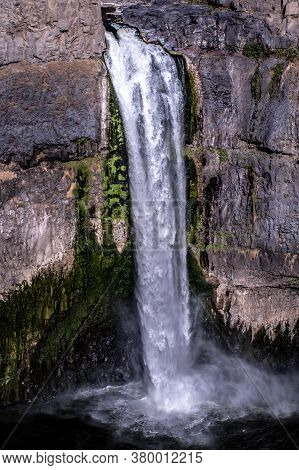 Palouse Falls State Park Water Falls In Washington