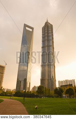 Central Greenfield, Pudong, Shanghai, China, Asia - November 26, 2008: Swfc - Shanghai World Financi
