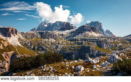 Awesome Alpine Highlands In Sunny Day. Wonderful Mountauns Scenery. Scenic Image Of Majestic Dolomit