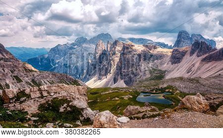 Awesome Alpine Highlands In Sunny Day. Wonderful Mountauns Scenery. Scenic Image Of Majestic Dolomit