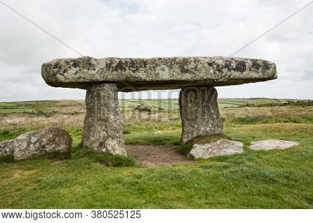 Lanyon Quoit, A Megalithic Dolmen Site With A 12-ton Capstone