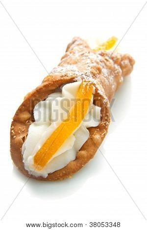 Sicilian Cannoli With Orange