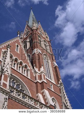 Herz-jesu-kirche (คริสตจักรศักดิ์สิทธิ์หัวใจของซัส)