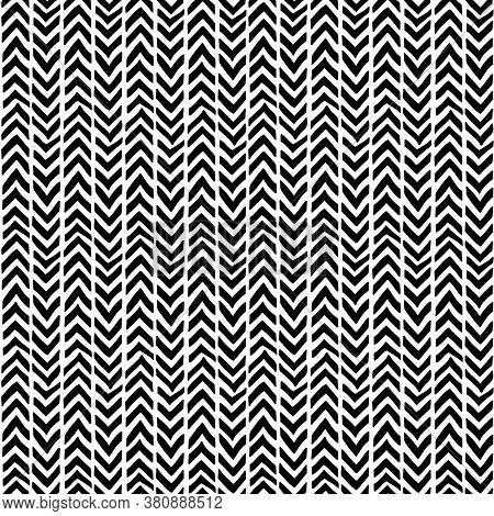 Chevron Seamless Pattern. Hand-drawn Zig Zag In Black On A Mural Background. Weaving Pattern. Vector