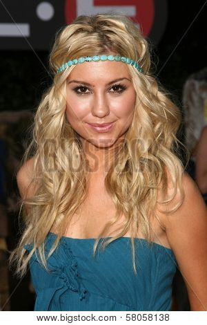 Chelsea Staub  at the World Premiere of 