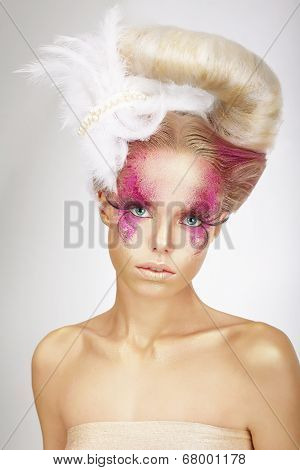 Faceart. Blonde With Skin Colored Pink, False Lashes And White Feather