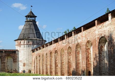 Wall around the Borisoglebskiy monastery, Yaroslavl region