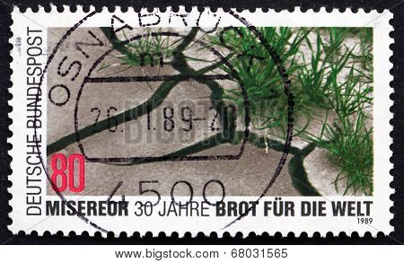 Postage Stamp Germany 1989 Barren And Verdant Soil