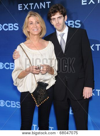 LOS ANGELES - JUN 06:  Jeannetta Arnette arrives to the 'Extant' Premiere Party  on June 06, 2014 in Los Angeles, CA                