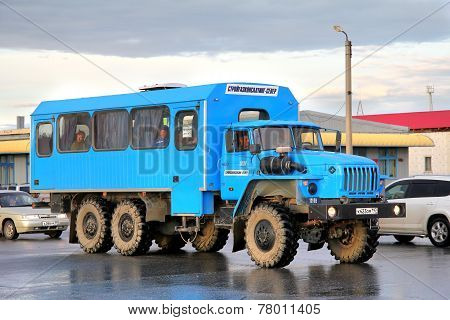 Ural 3255