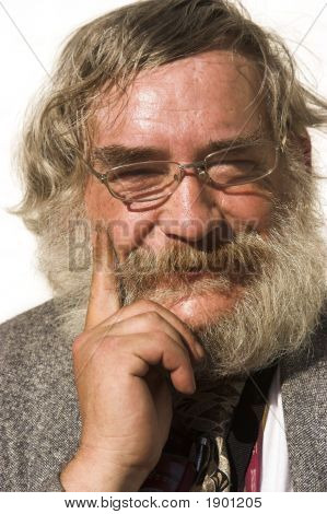 Skægget mand