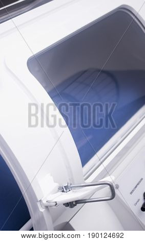 Hyperbaric Oxygen Tank Chamber