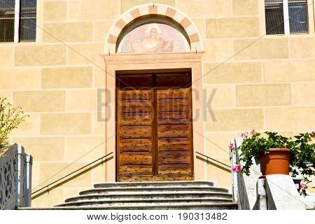 Italy  Lombardy     In  The Tradate   Closed Brick Tower Step Wall
