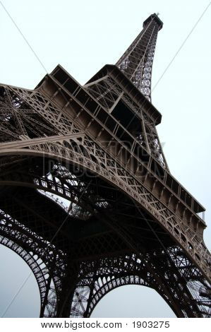 Эйфелева башня