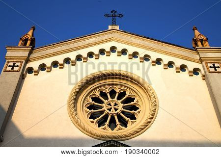 Rose Window  Italy  Lombardy       The Gorla  Old
