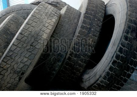 Oldtires12