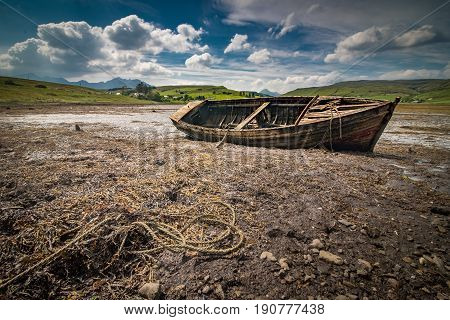 Old Wreck Boat