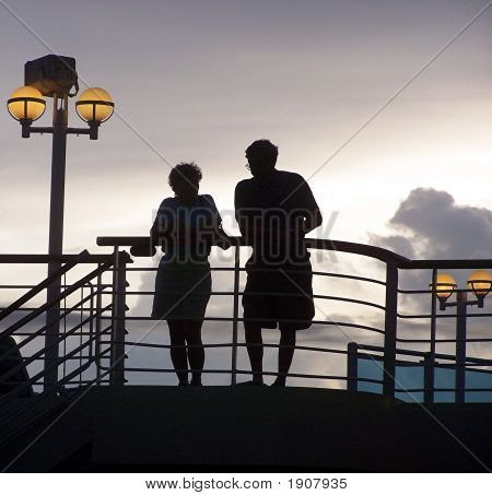 Vroege avond silhouetten