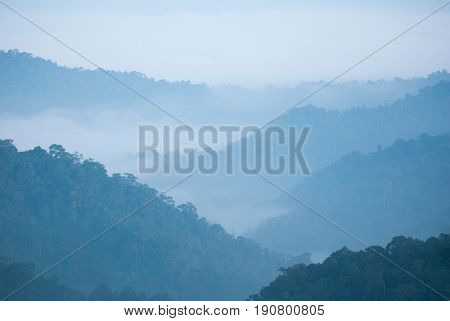 The mountains are complex in the morning.
