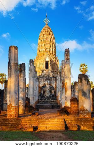 Sukhothai, Thailand - January 17 2017: Wat Phra Si Rattana Mahathat - Chaliang In The Precinct Of Si
