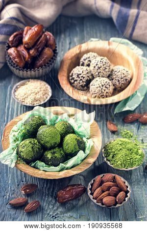 Matcha energy balls from dates and almonds