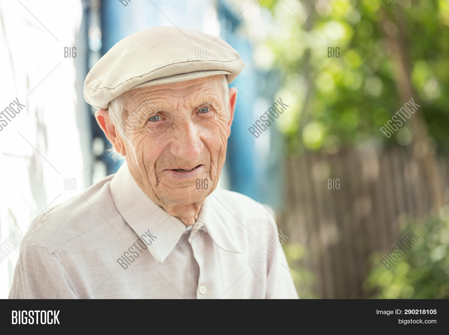 Дедушка 68 лет. Лет под восемьдесят. Открытка с 80 летием мужчине. Поздравление с юбилеем 80 лет женщине. Лет под восемьдесят.