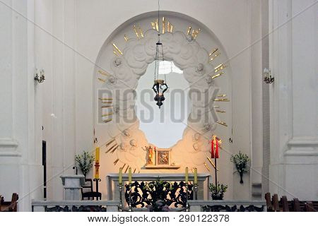 Warsaw, Poland - May 12, 2012: Interior Of The Roman Catholic St. Kazimierz Church In New Town Of Wa