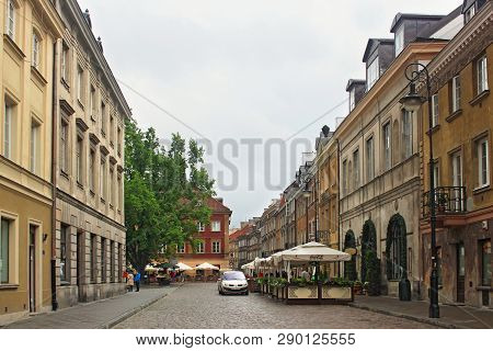 Warsaw, Poland - May 12, 2012: View Of The Historic Buildings In Old Part (rynek Nowego Miasta) Of W
