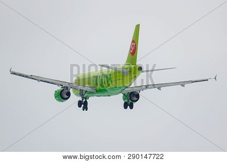 Moscow, Russia - March 17, 2019: Aircraft Airbus A319-114 Vp-bhf Of S7 - Siberia Airlines Going To L