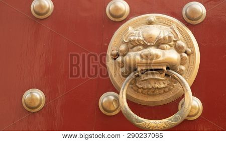 The Handle Lion With The Chinese Style.