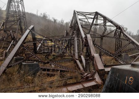 Twisted Girders Of Kinzua Bridge
