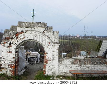 St. Pafnutyev Borovsky Monastery. Kaluga Region. Holy Place, Holiday, Easter, Spring, Bell, Chapel, 