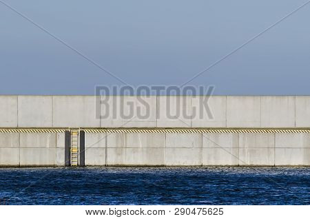 Breakwater Ii