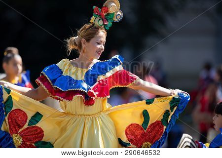 Washington, D.c., Usa - September 29, 2018: The Fiesta Dc Parade, Colombian Woman Wearing Traditiona