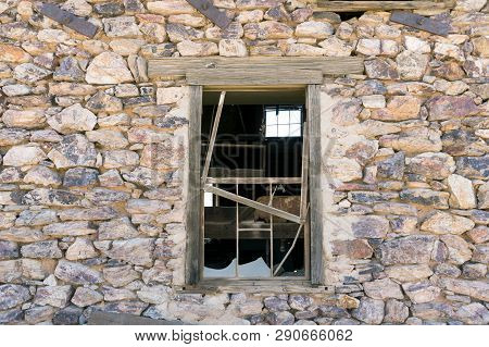 Abandoned Gold Mine - Building In Decay Near Wickenburg, Arizona