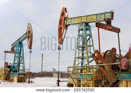 Mining And Quarrying. Installations For The Extraction Of Oil From The Bowels Of The Earth. Pumpjack