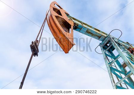 Mining And Quarrying. Installations For The Extraction Of Oil From The Bowels Of The Earth. Pumpjack