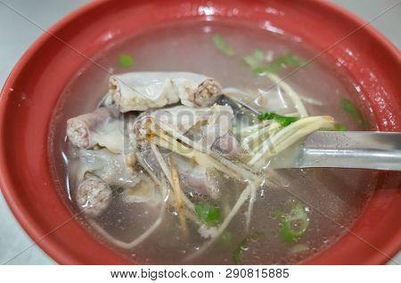 Taiwanese snacks of Chinese chitterlings soup on table