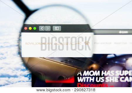 Los Angeles, California, Usa - 21 March 2019: Illustrative Editorial Of Royal Jordanian Website Home
