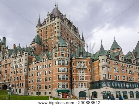 Quebec City, Canada - August 5, 2015strolling  On The Dufferin Terrace In  Quebec City Near The Fron