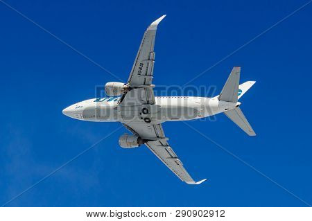 Moscow, Russia - March 20, 2019: Aircraft Boeing 737-524(wl) Vq-bjq Of Utair Aviation Takes Off At V