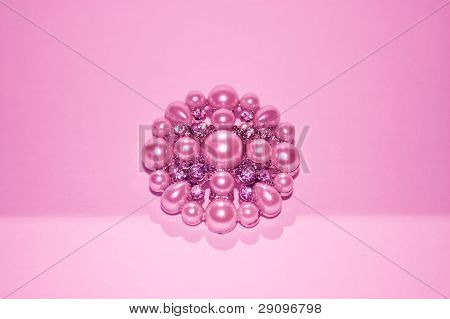 Spilla rosa.