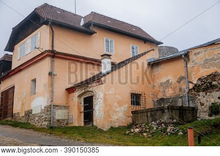 Vimperk (winterberg) Castle, Renaissance Chateau In The National Park And Protected Landscape Area O